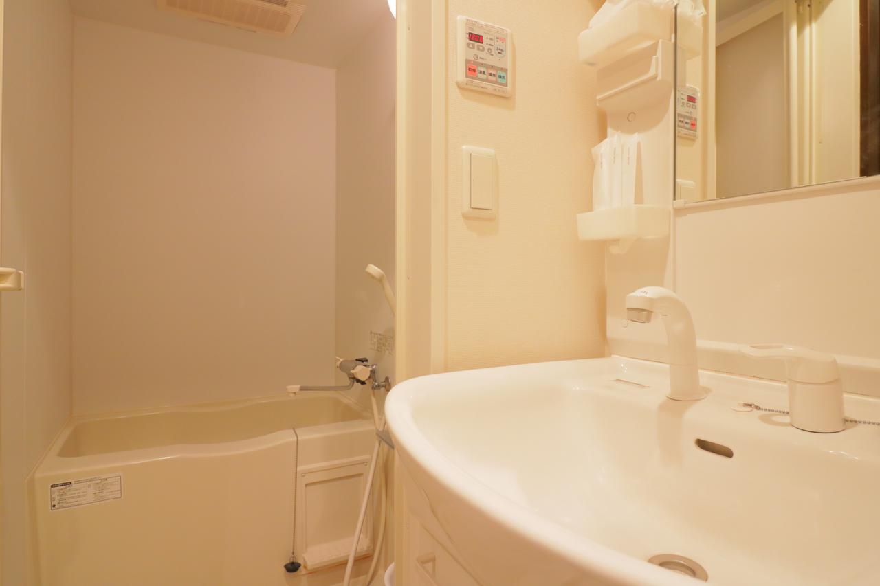 Hg Cozy Hotel No 38 通天閣前 Osaka Bagian luar foto