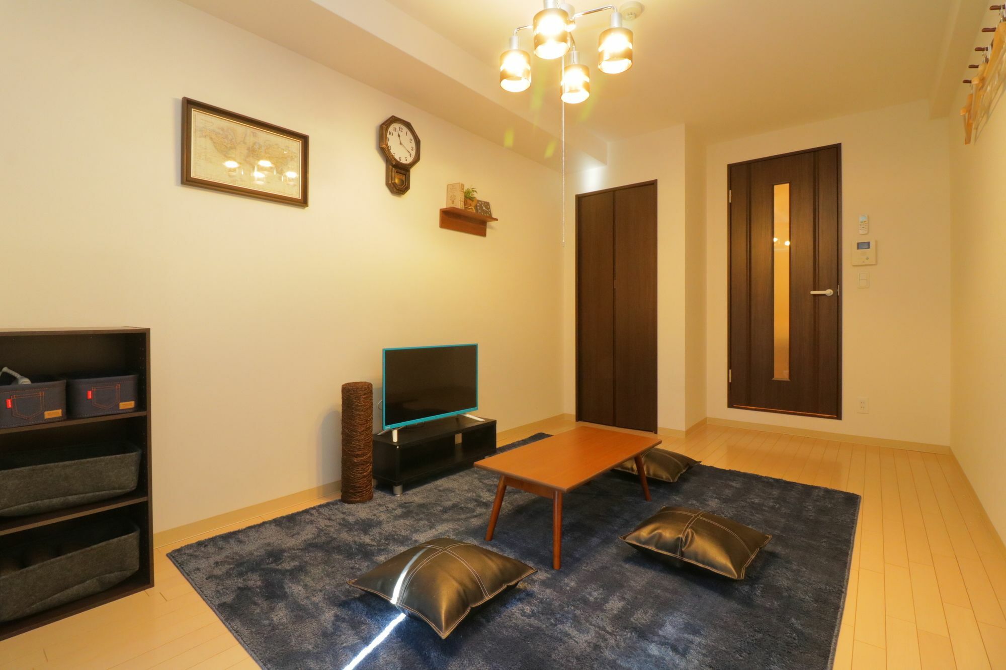 Hg Cozy Hotel No 38 通天閣前 Osaka Bagian luar foto