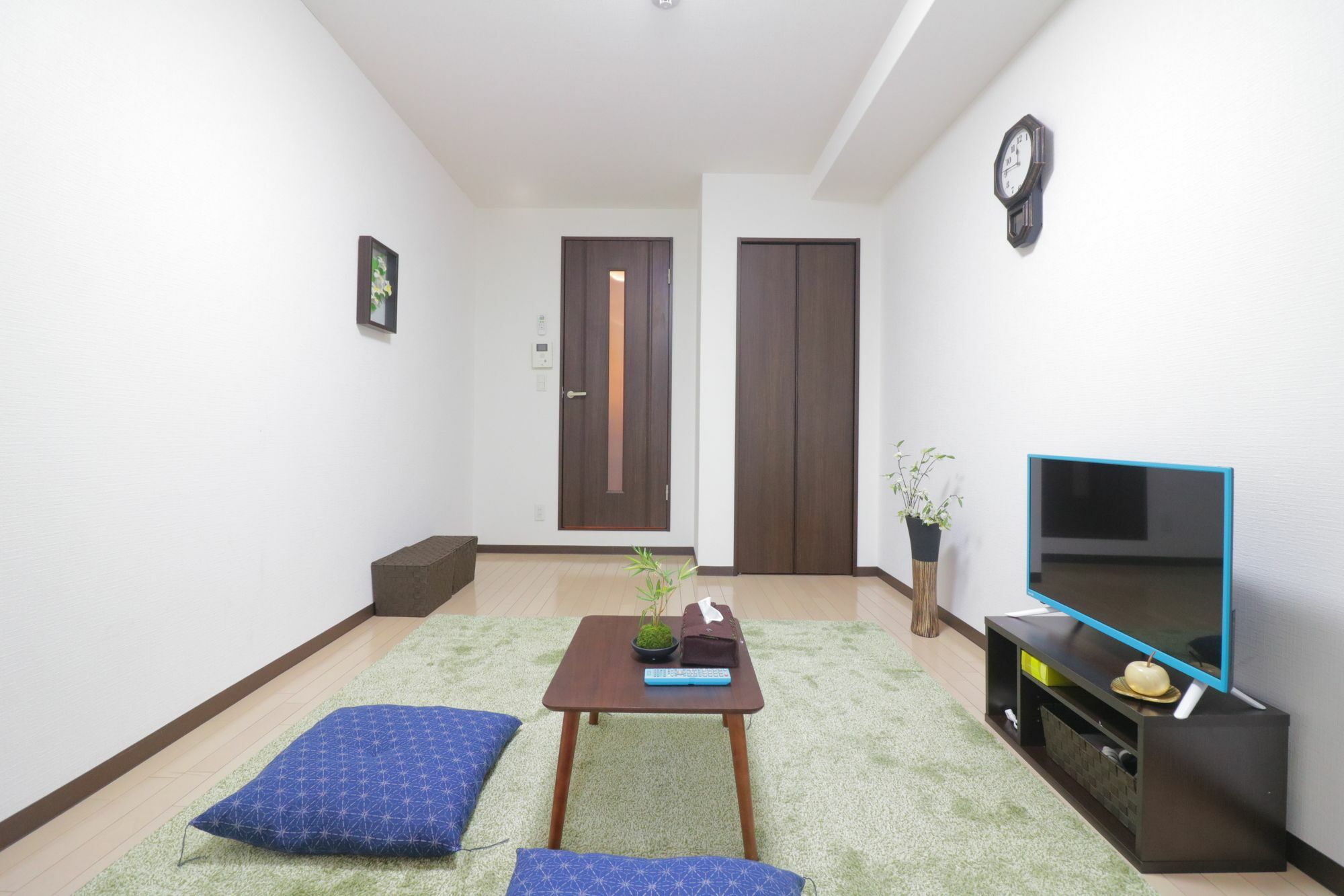 Hg Cozy Hotel No 38 通天閣前 Osaka Bagian luar foto